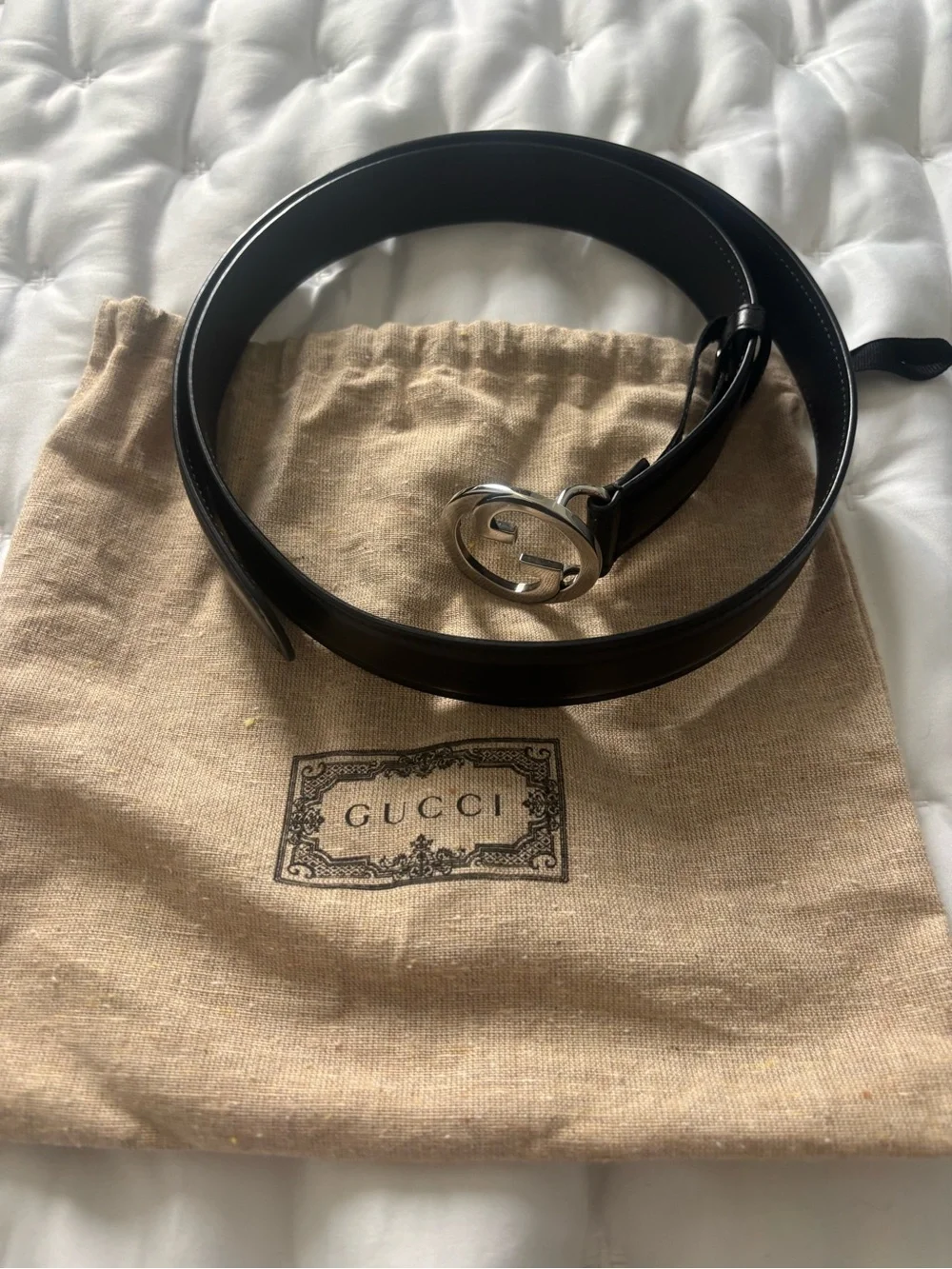 Gucci Blondie Black Leather Belt with Silver Interlocking G Buckle $495 size 90